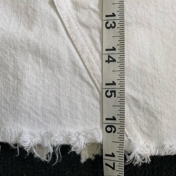 Abercrombie & Fitch White Embroidered Demim Boho Western Mini Skirt Size 0/25 - Picture 7 of 7